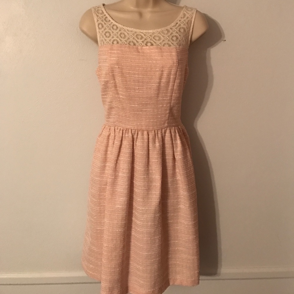 Light pink and white Elle dress!